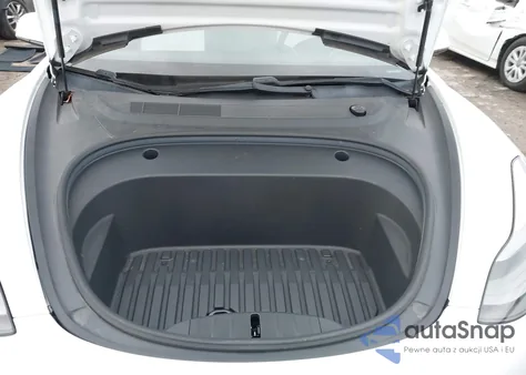 2021 Tesla Model 3 Long Range Dual Motor All-Wheel Drive z USA, uszkodzony, nr VIN 5YJ3E1EB4MF069893